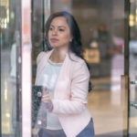 Jak ewidencjonować wyjścia prywatne z pracy?