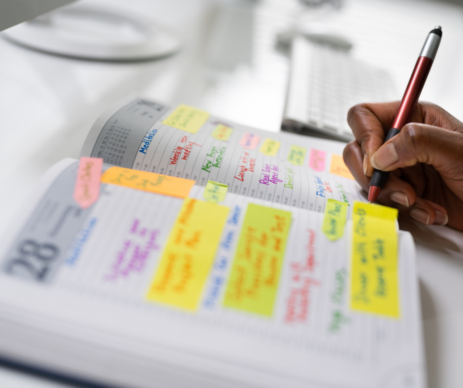 Harmonogram czasu pracy – Jak poprawnie go ułożyć i o czym należy pamiętać przy grafiku?