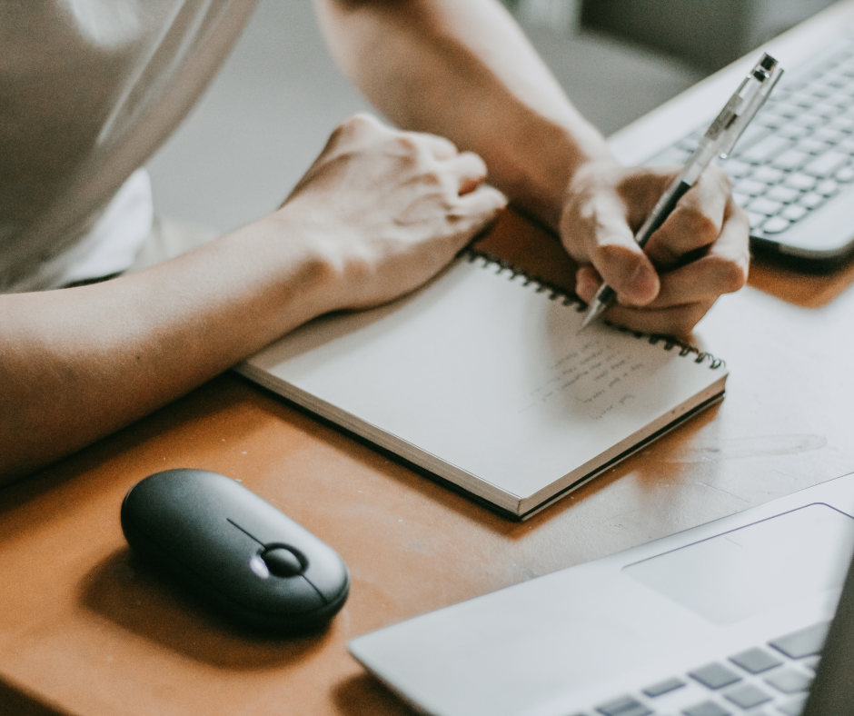 Jak przygotować atrakcyjną ofertę pracy?