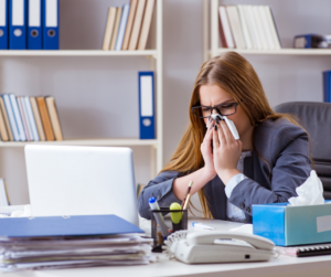 Rozwiązanie umowy o pracę a długotrwała choroba