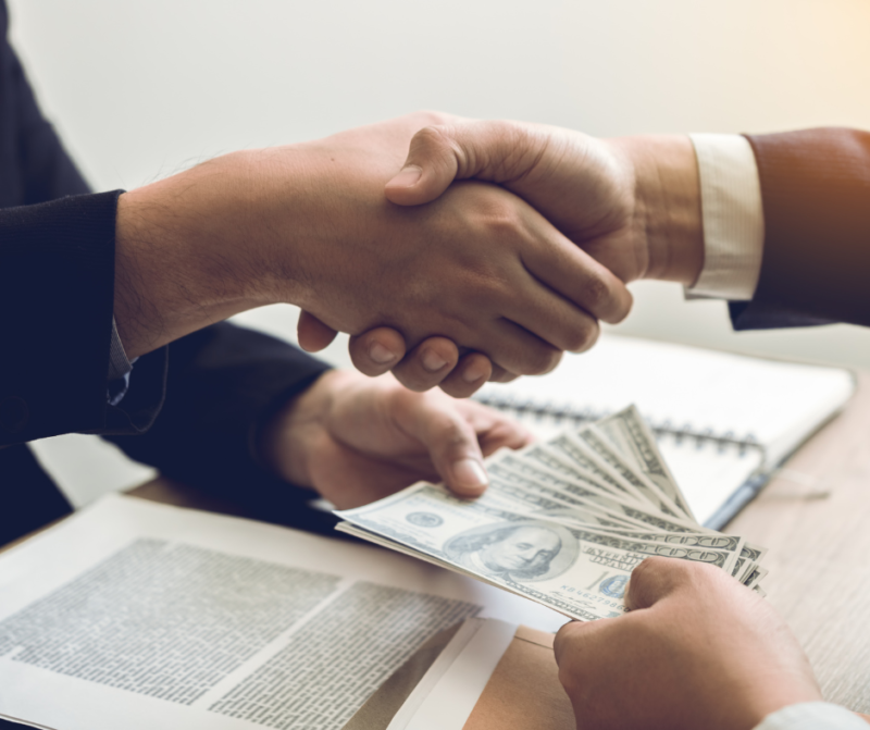 Wynagrodzenie pracowników samorządowych – Podwyżka i nowe tabele od 1 lipca 2023 r.