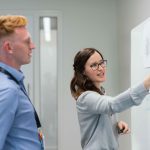 Na czym polega obsługa kadrowa pracowników?